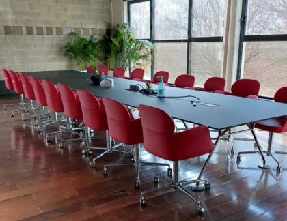 aménagement salle de réunion moderne