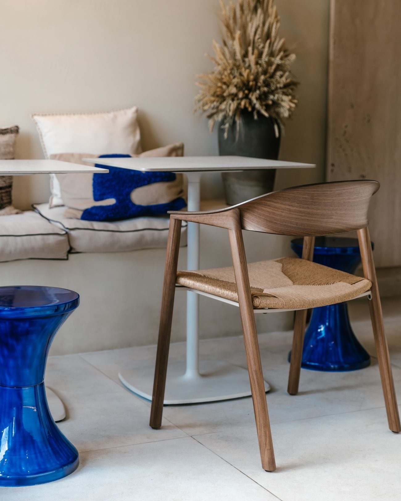 mobilier pour café hôtel et restaurant